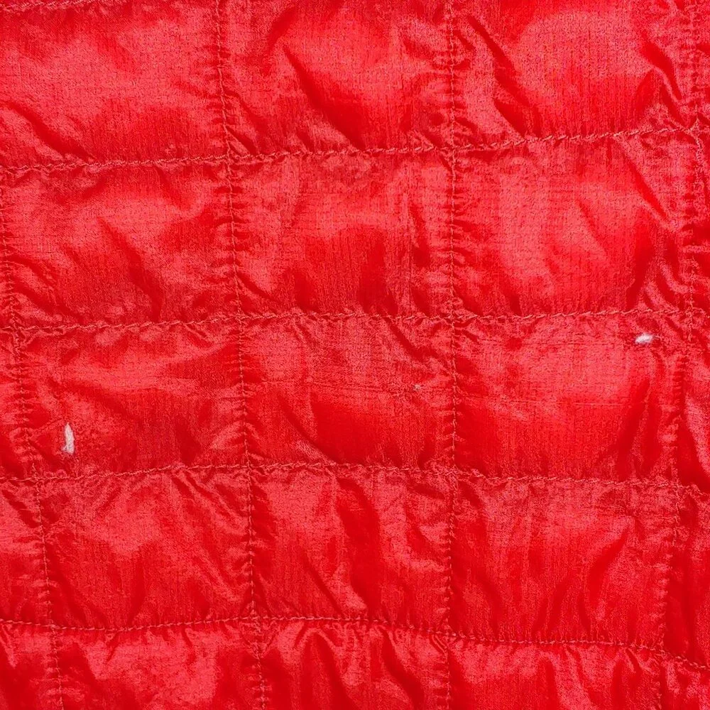 The North Face Thermoball 1/4 Zip  Pullover Jacket Size L Red